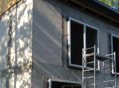 Installation of windows in a passive house