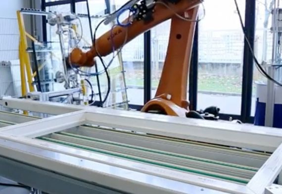 Technologijos, naudojamos serijinėje gamyboje ir atskiruose languose